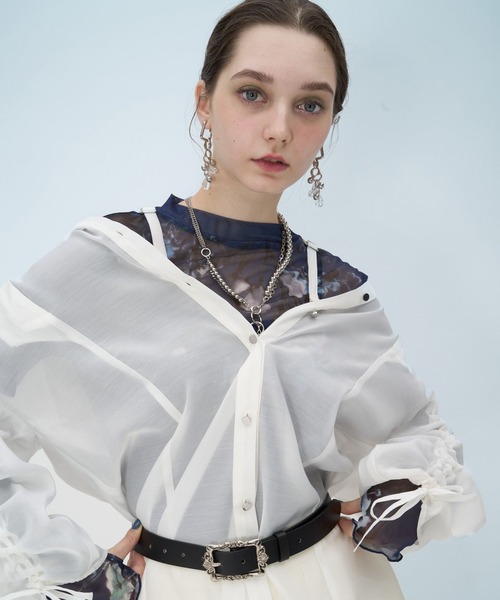 HARE（ハレ）の「【接触冷感/イージーケア】マルチWAYシアーオフショルシャツ(HARE)（シャツ/ブラウス・レディース・ブルー/イエロー/ホワイト/ブラック・FREE）」の7枚目の写真