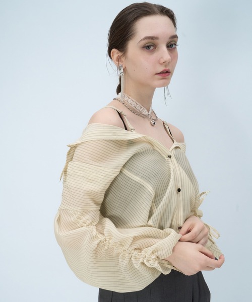 HARE（ハレ）の「【接触冷感/イージーケア】マルチWAYシアーオフショルシャツ(HARE)（シャツ/ブラウス・レディース・ブルー/イエロー/ホワイト/ブラック・FREE）」の13枚目の写真