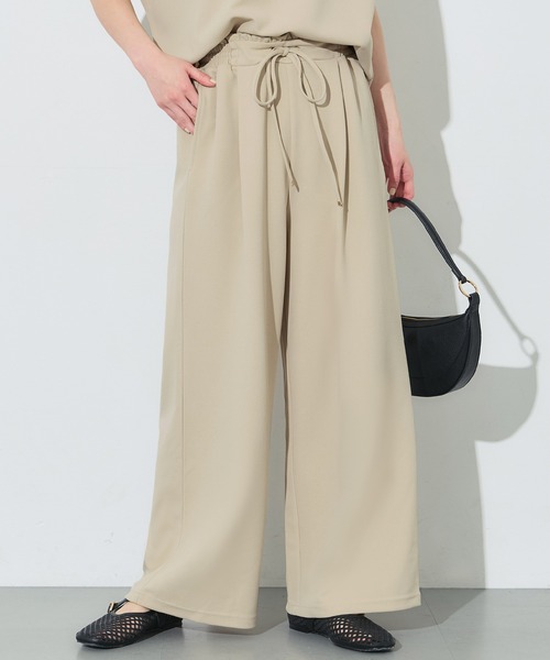 coca(coca)(コカ)の「カットジョーゼットイージーパンツ(その他パンツ・レディース・ベージュ/ブラック・S/M/L)」の1枚目の写真