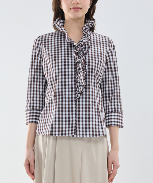NARACAMICIE（ナラカミーチェ）の「【NARACAMICIE】ギンガムチェックスタンドフリル七分袖シャツ（シャツ/ブラウス・レディース・ブルー/ネイビー/ブラウン・L/M）」の7枚目の写真