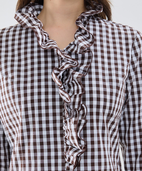 NARACAMICIE（ナラカミーチェ）の「【NARACAMICIE】ギンガムチェックスタンドフリル七分袖シャツ（シャツ/ブラウス・レディース・ブルー/ネイビー/ブラウン・L/M）」の10枚目の写真
