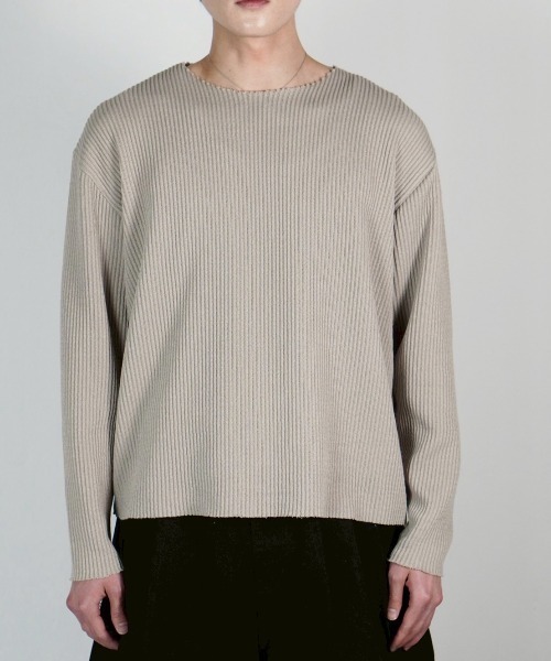 Chikashitsu +(チカシツプラス)の「【Chikashitsu +】Cutting cropped tee / 【チカシツプラス】カッティングクロップドリブ長袖Tシャツ<着用動画あり>(Tシャツ/カットソー・メンズ・ブラック/アイボリー/ライトカーキ・ONE SIZE)」の16枚目の写真