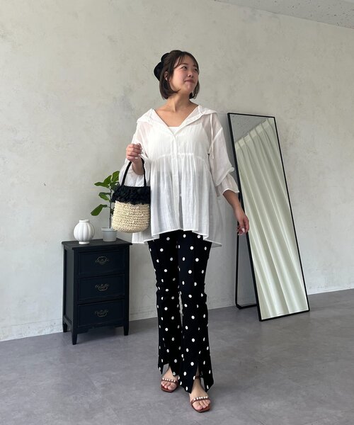 prose verse(プロズヴェール)の「【SAPON】フードメタルチャームシアーパーカーシャツ(シャツ/ブラウス・レディース・ブラック/ブルー系その他/オフホワイト・MEDIUM/TM)」の20枚目の写真