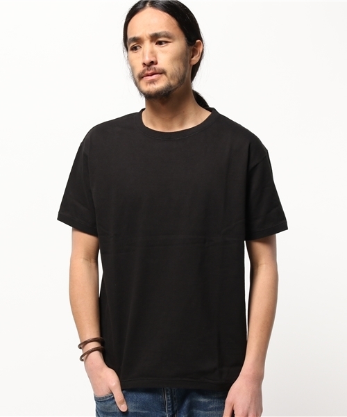 BEAMS（ビームス）の「Fruit of the Loom / クルーネックTシャツ 16SS（Tシャツ/カットソー・メンズ・ネイビー/ベージュ/ブラック/グレー/オフホワイト・LARGE/SMALL/MEDIUM）」の2枚目の写真