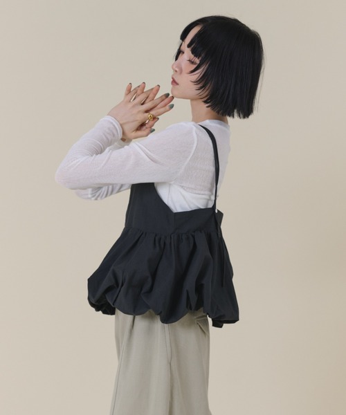 FMiBL(ファミル)の「バルーンキャミレイヤードトップス(Tシャツ/カットソー・レディース・ブラック/ブルー/ホワイト・FREE)」の6枚目の写真