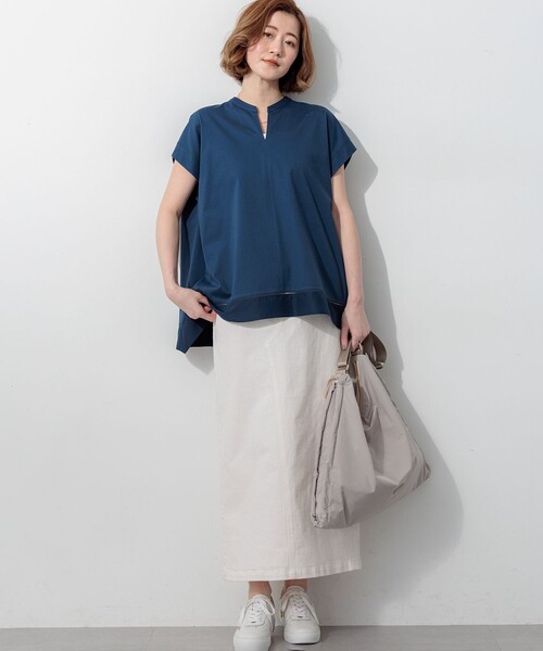 23区 S(ニジュウサンクチイサイサイズ)の「ラダーレースジャージー ハンカチーフヘム カットソー(Tシャツ/カットソー・レディース・ダルブルー系/ホワイト系/ブラック系/ライトイエロー系/ダークブラウン系・32)」の18枚目の写真