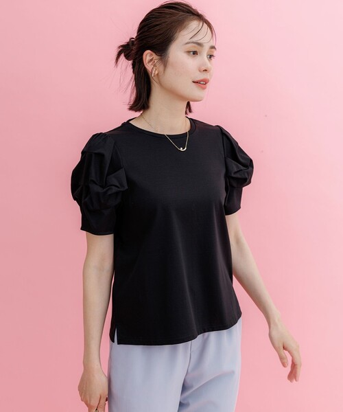 組曲(クミキョク)の「タッチミースムース ボリュームスリーブ カットソー(Tシャツ/カットソー・レディース・ブラック系/ホワイト系/ダークブラウン系・2/3)」の6枚目の写真