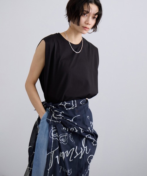 SALON adam et rope'（サロン アダム エ ロペ）の「グラフィティプリントビッグスカーフ（バンダナ/スカーフ・レディース・ブルー系その他/ホワイト系その他・FREE）」の19枚目の写真