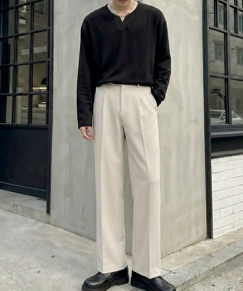 Otte（オッテ）の「Vスリットネックトップス（Tシャツ/カットソー・メンズ・ホワイト/ブラック/グレー・MEDIUM/LARGE/X-LARGE）」の11枚目の写真