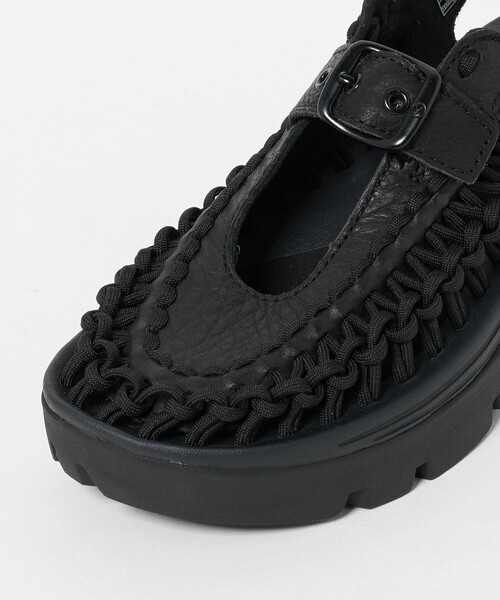 KEEN(キーン)の「<KEEN>UNEEK プラットフォーム メリージェーン サンダル(サンダル・レディース・ブラック・24cm/23cm/25cm)」の11枚目の写真