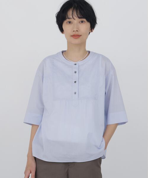 human woman（ヒューマンウーマン）の「◆【ウォッシャブル】エンブロイダリードッキングブラウス（シャツ/ブラウス・レディース・ホワイト/ブルー/グレー系その他・MEDIUM）」の19枚目の写真