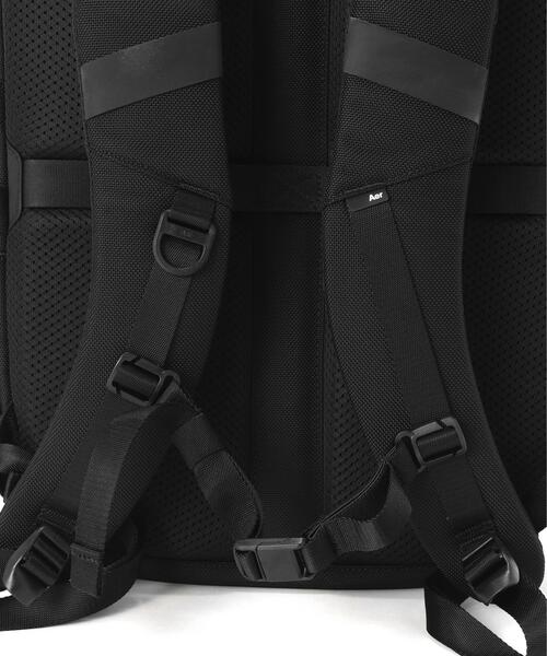 Aer(エアー)の「Aer(エアー)CITY PACK PRO 2 24L(バックパック/リュック・メンズ・ブラック・F)」の12枚目の写真