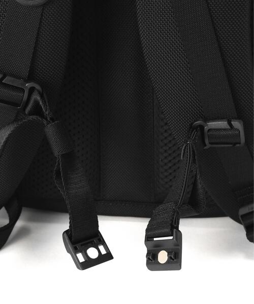 Aer(エアー)の「Aer(エアー)CITY PACK PRO 2 24L(バックパック/リュック・メンズ・ブラック・F)」の13枚目の写真