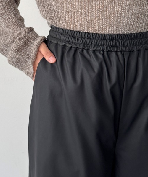 CANAL JEAN(キャナルジーン)の「SUPERTHANKS サイドタックバルーンパンツ(その他パンツ・レディース・ブラック・SMALL)」の15枚目の写真