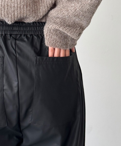 CANAL JEAN(キャナルジーン)の「SUPERTHANKS サイドタックバルーンパンツ(その他パンツ・レディース・ブラック・SMALL)」の16枚目の写真