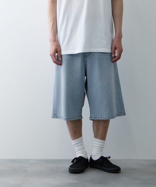 NAVY(ネイビー)の「NAVY ヴィンテージ加工 ストレッチデニム 5PKワイドショーツ(デニムパンツ・メンズ・ライトインディゴブルー/ブラック/ダークインディゴブルー・XL/M/L)」の3枚目の写真