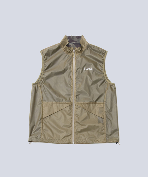 STANCE SEOUL(スタンス・ソウル)の「NYLON REVERSIBLE VEST (BEIGE & WOODLAND CAMO)(ダウンベスト・レディース・その他・S-M/M-L)」の1枚目の写真