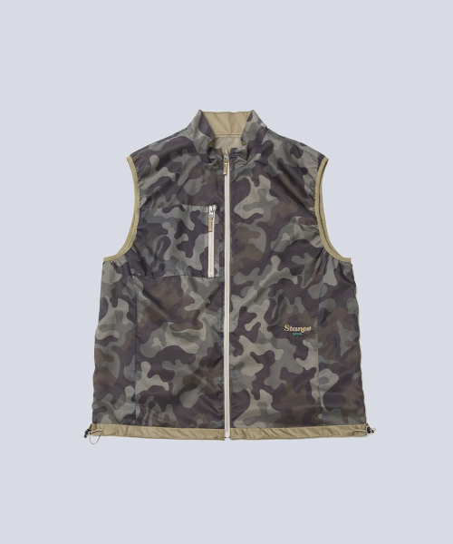 STANCE SEOUL(スタンス・ソウル)の「NYLON REVERSIBLE VEST (BEIGE & WOODLAND CAMO)(ダウンベスト・レディース・その他・S-M/M-L)」の2枚目の写真