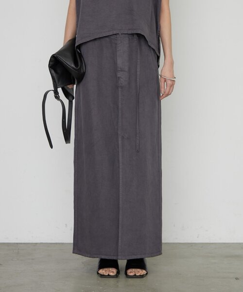 LOUNGEDRESS(ラウンジドレス)の「《セットアップ着用可》リヨセルタイトスカート(スカート・レディース・チャコールグレー/ライトベージュ/ブラウン・MEDIUM/SMALL)」の1枚目の写真