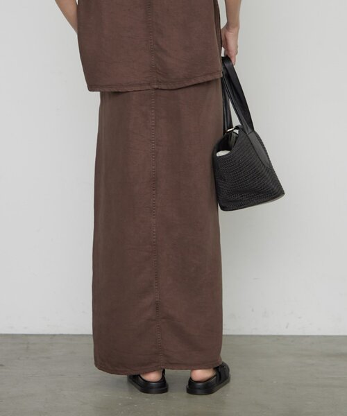 LOUNGEDRESS(ラウンジドレス)の「《セットアップ着用可》リヨセルタイトスカート(スカート・レディース・チャコールグレー/ライトベージュ/ブラウン・MEDIUM/SMALL)」の13枚目の写真