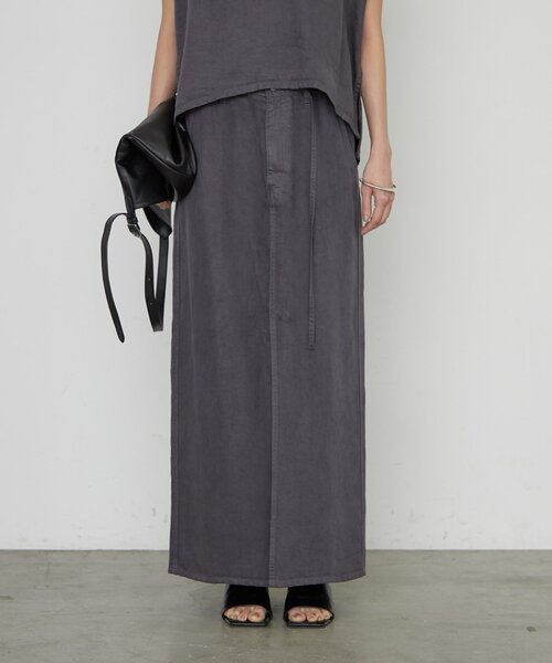 LOUNGEDRESS(ラウンジドレス)の「《セットアップ着用可》リヨセルタイトスカート(スカート・レディース・チャコールグレー/ライトベージュ/ブラウン・MEDIUM/SMALL)」の17枚目の写真