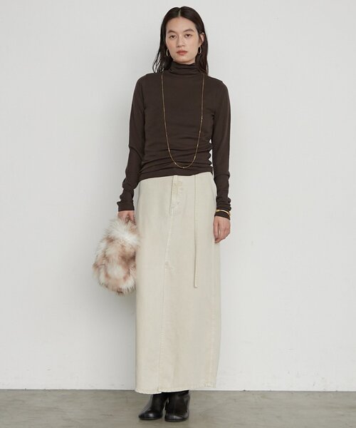 LOUNGEDRESS(ラウンジドレス)の「《肌触り抜群/セットアップ可》リヨセルタイトスカート 秋服(スカート・レディース・チャコールグレー/ライトベージュ/ブラウン/ベージュ/ブラック・MEDIUM/SMALL)」の11枚目の写真