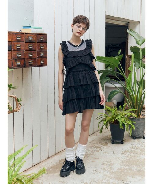 jouetie(ジュエティ)の「ティアードフリルミニワンピース(ワンピース・レディース・ブルー/オフホワイト/ブラック・FREE)」の16枚目の写真