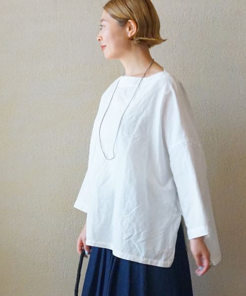 JOURNAL STANDARD LUXE(ジャーナルスタンダード ラックス)の「CLシャンブレー ボートネックブラウス(シャツ/ブラウス・レディース・ブルー系その他/ホワイト・FREE)」の2枚目の写真