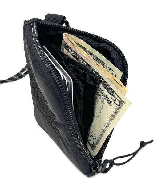 FREDRIK PACKERS(フレドリックパッカーズ)の「【FREDRIK PACKERS/フレドリックパッカーズ】VERTICAL WALLET バーティカル ウォレット(財布・レディース・ブラック・FREE)」の2枚目の写真