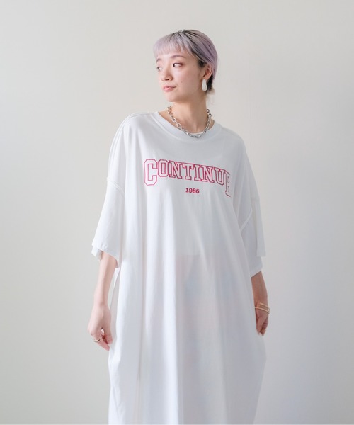 DOLLUPOOPS(ドールアップウップス)の「Logo Loose T-Shirt Dress(ロゴルーズTシャツワンピース)(ワンピース・レディース・オフホワイト/グレー・FREE)」の5枚目の写真