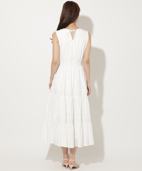 AND COUTURE（アンドクチュール）の「レーストリムティアードカットワンピース（ワンピース・レディース・カーキ/ブラック/オフホワイト・FREE）」の11枚目の写真