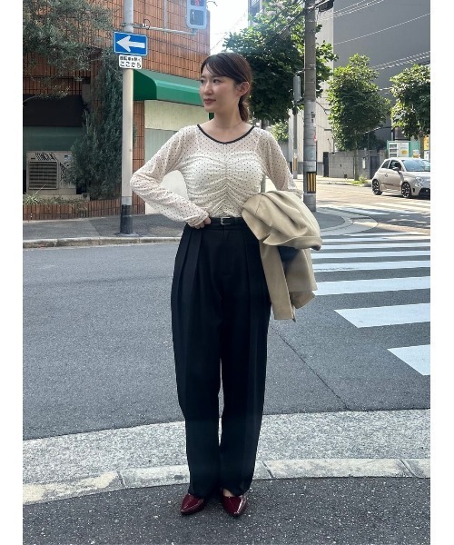titivate(ティティベイト)の「ロングスリーブインナートップス(Tシャツ/カットソー・レディース・アイボリー/ブラック/グレー・S/M/L)」の4枚目の写真