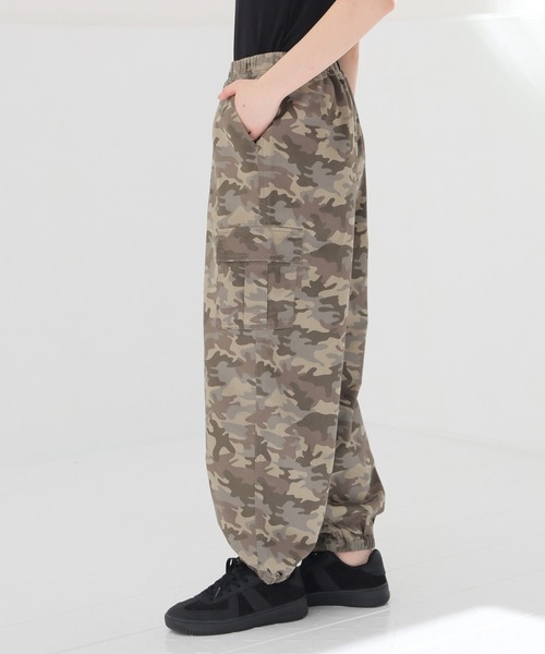 Honeys(ハニーズ)の「迷彩柄カーゴパンツ(カーゴパンツ・レディース・カーキ系1・L/LL/M/S/SS)」の17枚目の写真