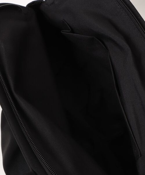 prendre la joie(プレンドレラジョア)の「【Prendre la joie】喪服・礼服 慶弔両用タックソフト ブラックフォーマルバッグ(トートバッグ・レディース・ブラック・FREE)」の3枚目の写真