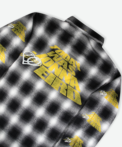 WEIRDWORLD(ウィアード ワールド)の「JONNA WEIRD フランネルシャツ(シャツ/ブラウス・レディース・ブラック・X-LARGE/LARGE/MEDIUM)」の4枚目の写真