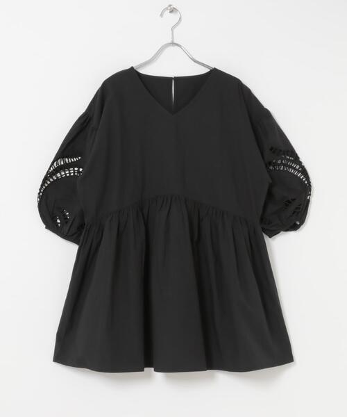 ITEMS URBANRESEARCH（アイテムズ アーバンリサーチ）の「袖レースチュニック（シャツ/ブラウス・レディース・ホワイト/ブラック・FREE）」の17枚目の写真