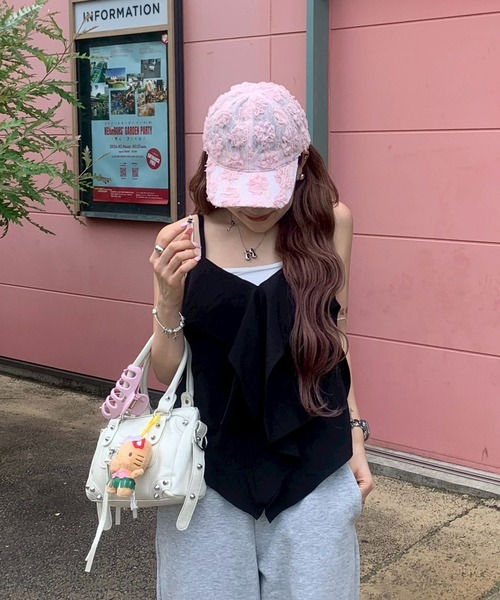 Reurie'(レウリィ)の「ジャガードキャップ(mayu select) / フェミニン レース 花柄 フラワーモチーフ サイズ調整可能 春 夏(キャップ・レディース・ブラック/ホワイト/ピンク・FREE)」の4枚目の写真