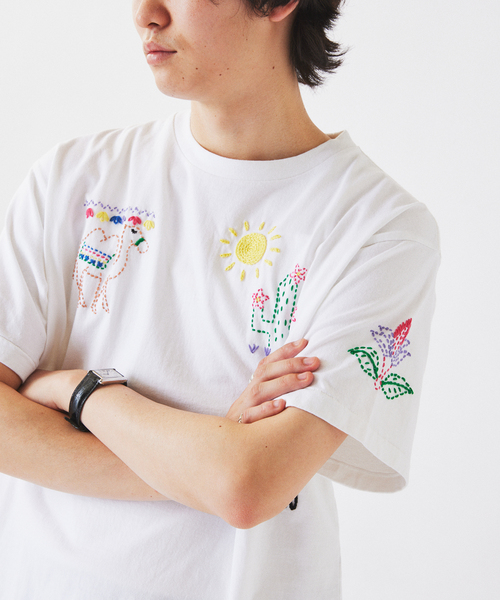 JOURNAL STANDARD relume(ジャーナルスタンダード レリューム)の「タイランド ハンドステッチ 刺繍 Tシャツ(Tシャツ/カットソー・メンズ・ホワイト/ブラック・LARGE/MEDIUM)」の16枚目の写真