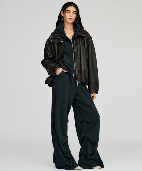PRANK PROJECT(プランクプロジェクト)の「【2026Autumn Pre-Order】タッキングスウェットパンツ / Tucking Sweatpants(スウェットパンツ・レディース・ブルー/チャコールグレー・38/36)」の13枚目の写真