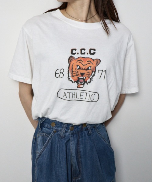 crinkle crinkle crinkle(クリンクルクリンクルクリンクル)の「【crinkle crinkle crinkle】drawing print T shirts /ドローイングプリントTシャツ(Tシャツ/カットソー・レディース・オレンジ/グリーン・FREE)」の11枚目の写真