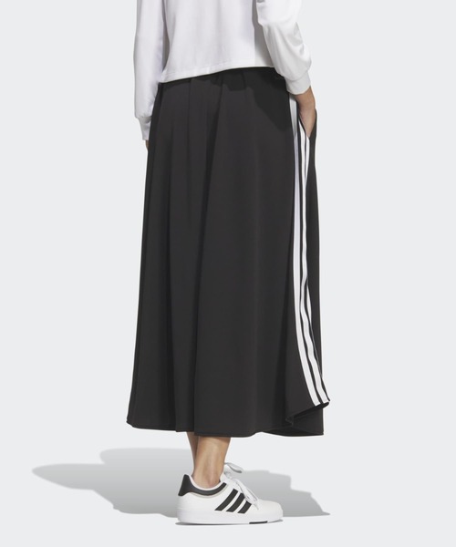 adidas(アディダス)の「スリーストライプス KN スカート / アディダス adidas(スカート・レディース・ブラック・XX-LARGE/LARGE/MEDIUM/SMALL/X-LARGE/X-SMALL)」の2枚目の写真