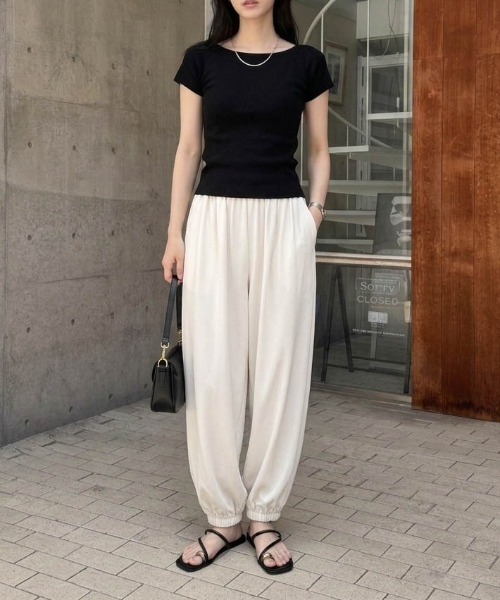 AMELY(エミリー)の「バルーンギャザーパンツ(その他パンツ・レディース・アイボリー/ブラック・L/M)」の5枚目の写真