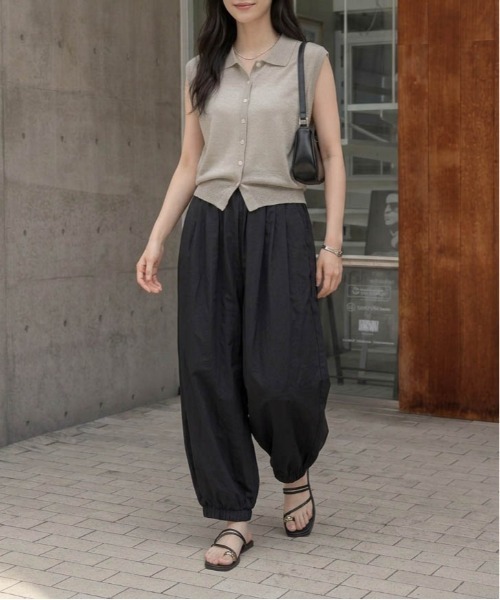 AMELY(エミリー)の「バルーンギャザーパンツ(その他パンツ・レディース・アイボリー/ブラック・L/M)」の9枚目の写真