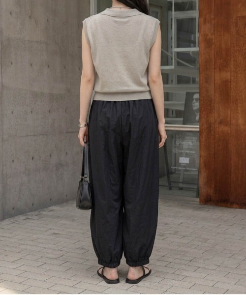 AMELY(エミリー)の「バルーンギャザーパンツ(その他パンツ・レディース・アイボリー/ブラック・L/M)」の13枚目の写真