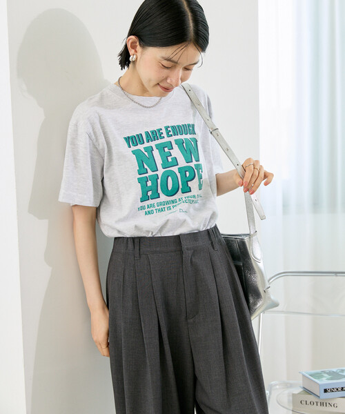 FREAK'S STORE(フリークスストア)の「メッセージロゴ Tシャツ(HOPE)/ホープTシャツ(Tシャツ/カットソー・レディース・ネイビー/オフホワイト/グレー・フリ-)」の7枚目の写真