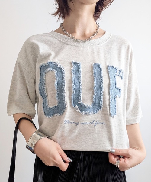 styiro（スタイロ）の「デニム風ロゴオーバーサイズ半袖Tシャツ 秋服（Tシャツ/カットソー・レディース・ライトグレー/ブラック/ホワイト・M/L）」の6枚目の写真
