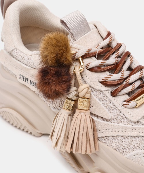 STEVE MADDEN（スティーブマデン）の「ファータッセルボリュームスニーカー/S.MADDEN POSSESSION-PP-XA（スニーカー・レディース・ブラック/アイボリー・22.5cm/23.0cm/23.5cm/23.5-24/24.0cm/24.5cm/25.0cm）」の11枚目の写真