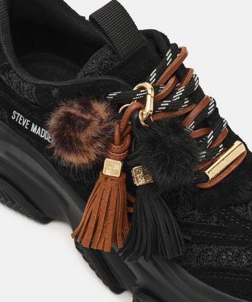 STEVE MADDEN（スティーブマデン）の「ファータッセルボリュームスニーカー/S.MADDEN POSSESSION-PP-XA（スニーカー・レディース・ブラック/アイボリー・22.5cm/23.0cm/23.5cm/23.5-24/24.0cm/24.5cm/25.0cm）」の6枚目の写真