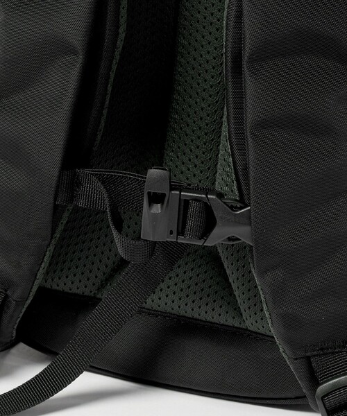 THE NORTH FACE(ザノースフェイス)の「【WEB限定】<THE NORTH FACE>マーキュリー 16 リュック(バックパック/リュック・レディース・ブラック・FREE)」の13枚目の写真