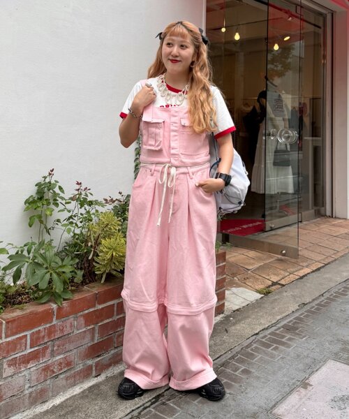 w closet(ダブルクローゼット)の「マルチWAYサロペット(その他パンツ・レディース・ブルー/イエロー/チャコールグレー/ピンク・FREE)」の4枚目の写真